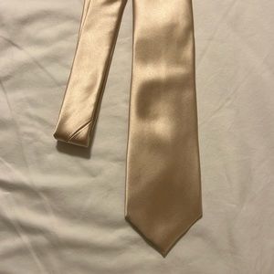Jos. A. Bank Men’s Neck Tie, Satin Weave, 100% Silk, Color: Champagne - 17